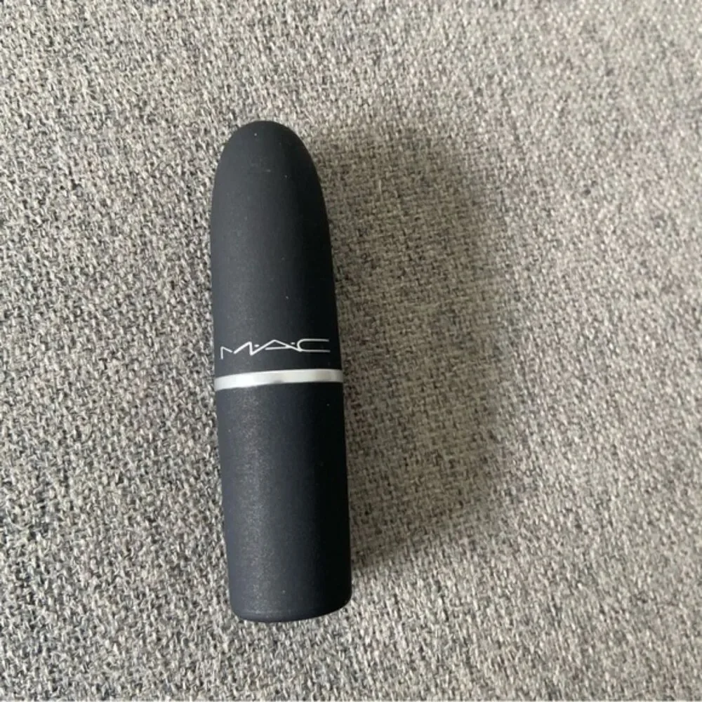 MAC Powder Kiss Moisturizing Matte Lipstick Werk Werk Werk Cool Red NEW 3g 0.1oz